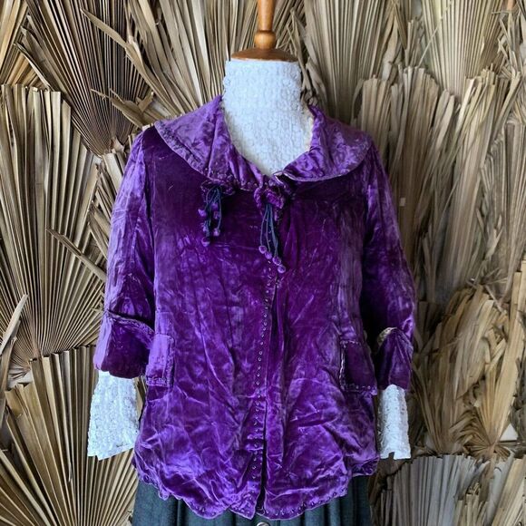 Vintage Jackets & Blazers - Antique Edwardian Purple Velvet Cropped Jacket